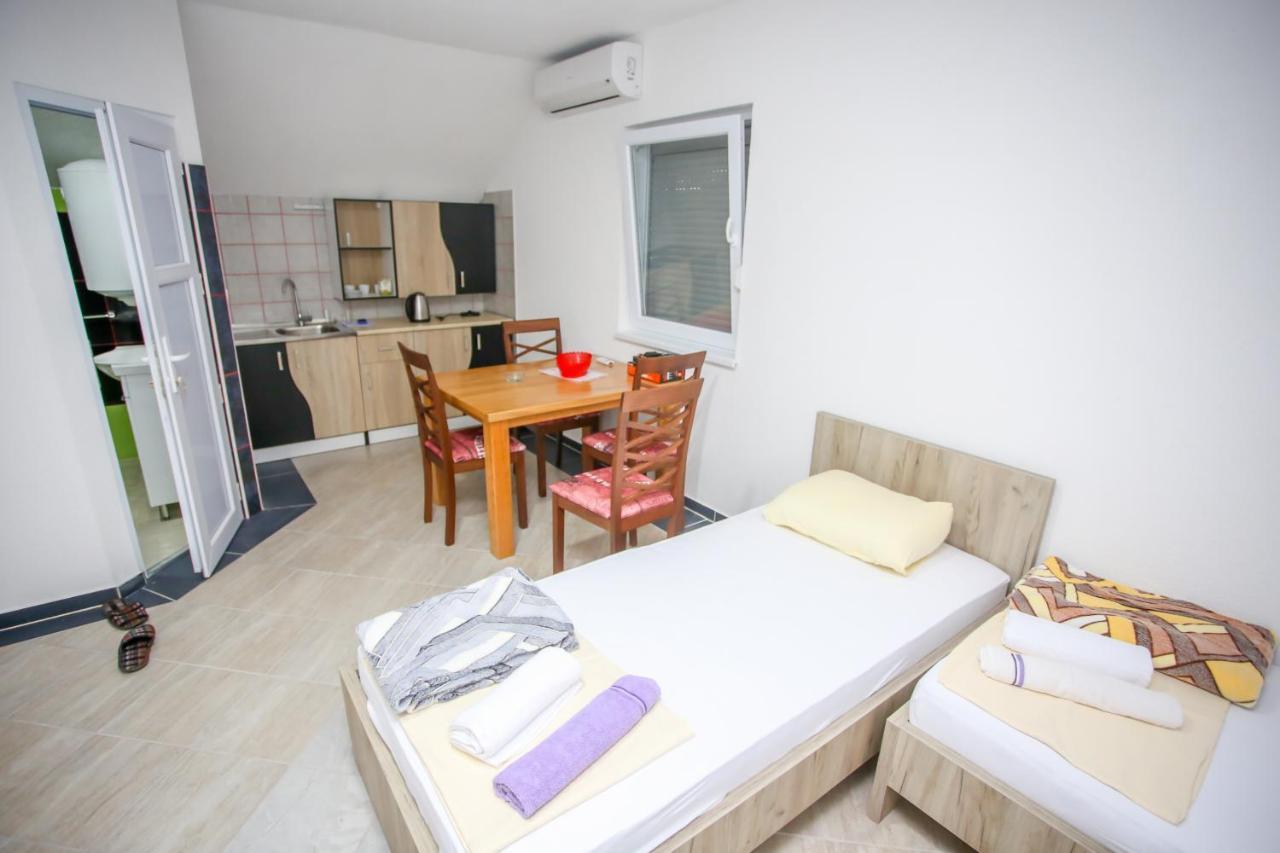 Apartments River Una 5 Bihać Buitenkant foto