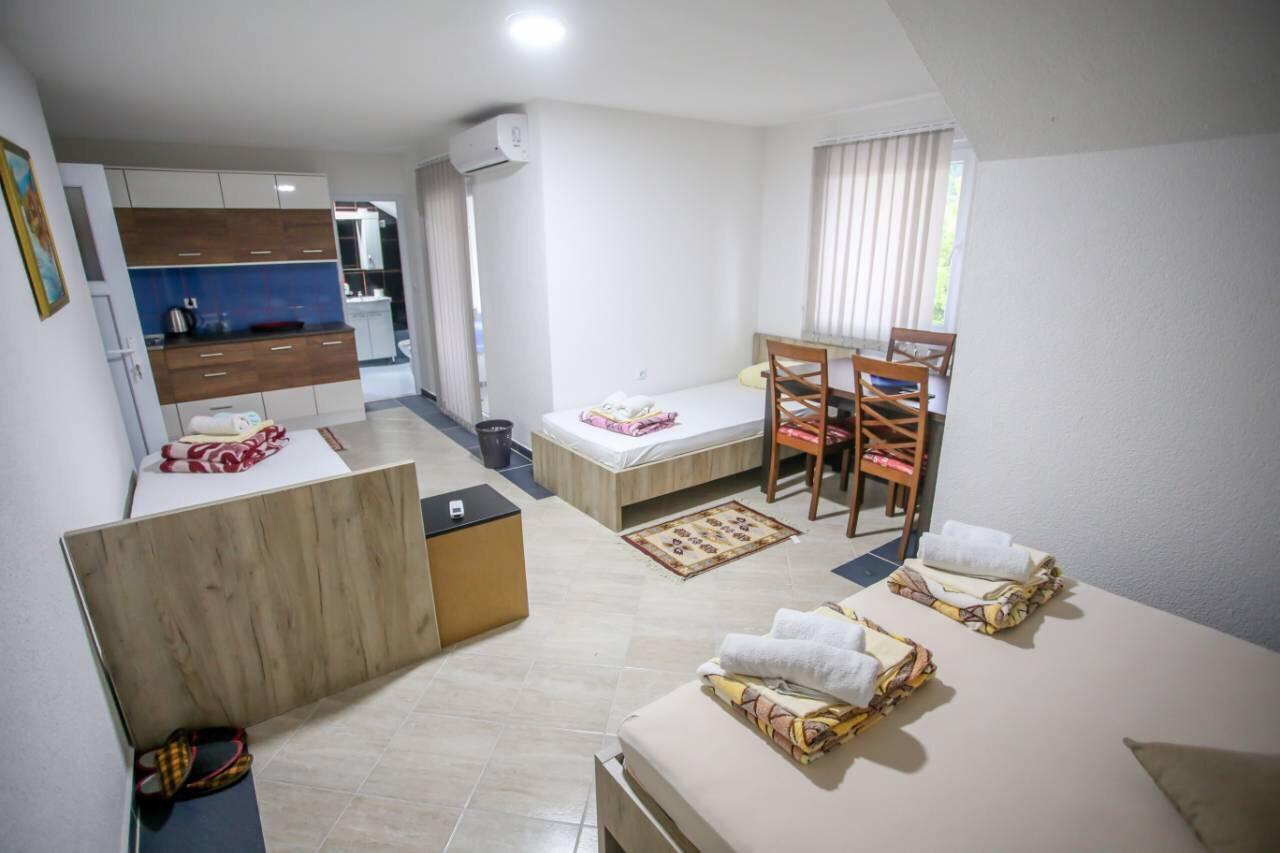 Apartments River Una 5 Bihać Buitenkant foto