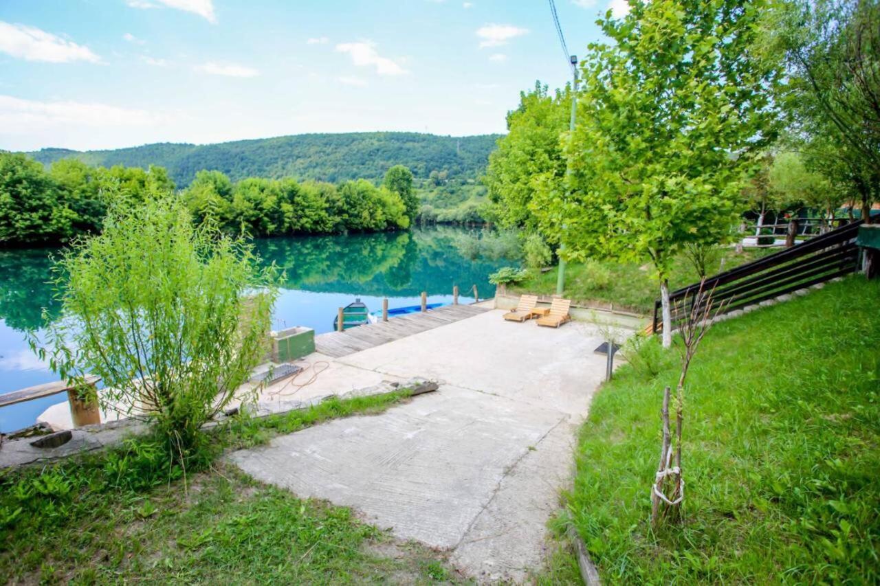 Apartments River Una 5 Bihać Buitenkant foto