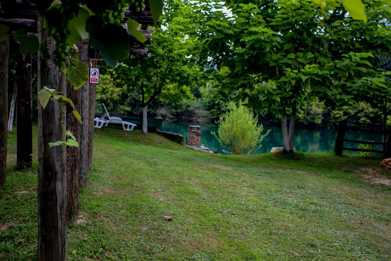 Apartments River Una 5 Bihać Buitenkant foto