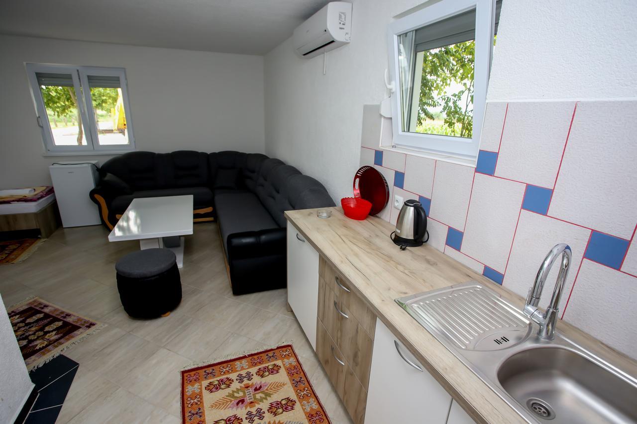 Apartments River Una 5 Bihać Buitenkant foto